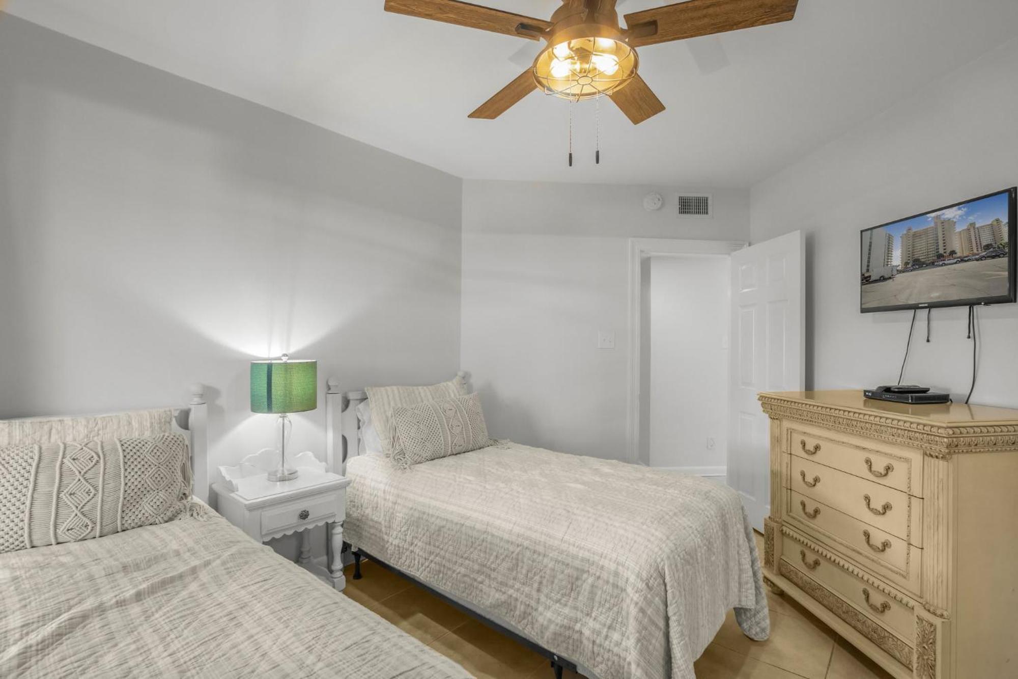 Summer House 103A By Vacation Homes Collection شاطئ أورانج المظهر الخارجي الصورة
